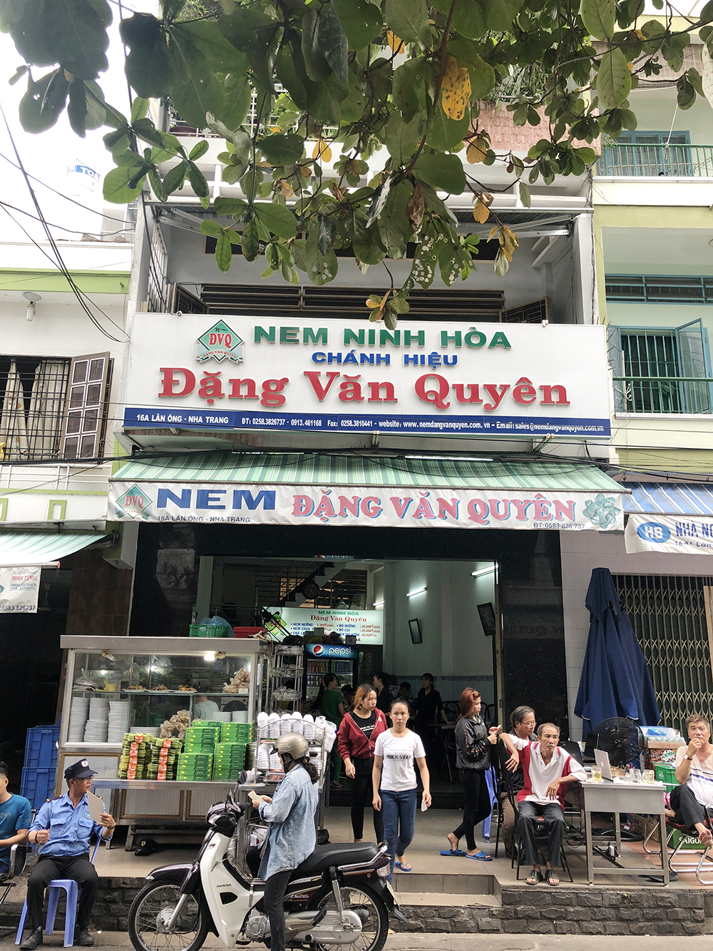 nem dang van quyen 2